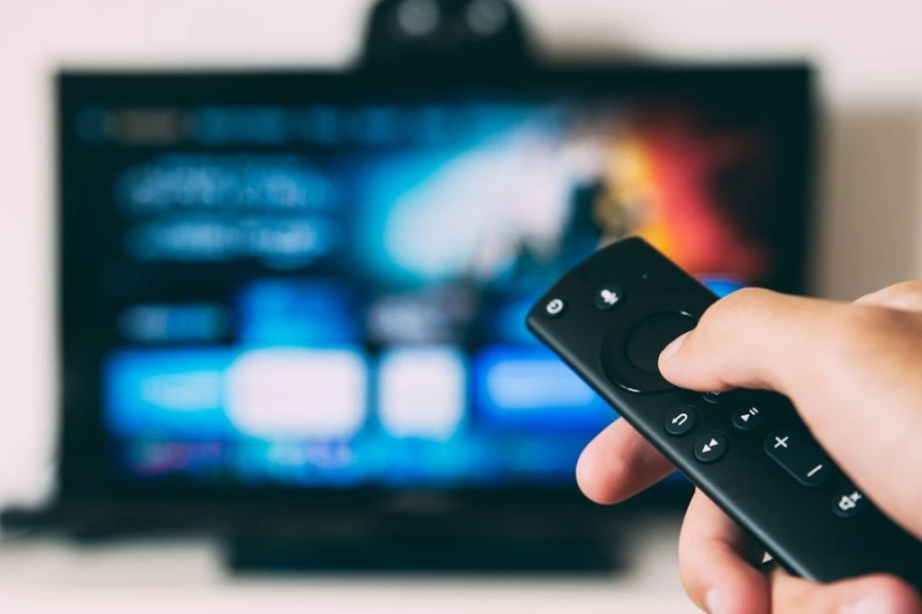 Стрибок напруги може «вбити» Smart TV: що ламається першим
